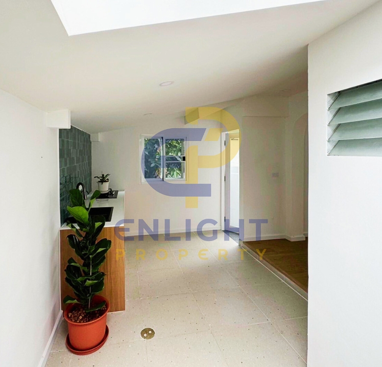 EP0317 | Charming 2-BR Family Home for Sale in Nern Plub Wan