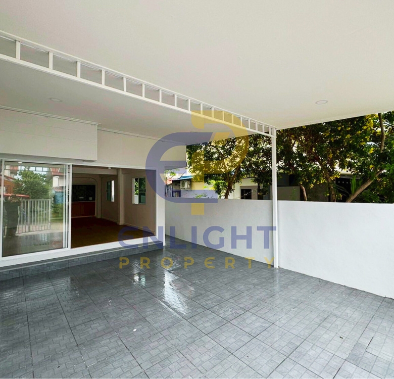 EP0317 | Charming 2-BR Family Home for Sale in Nern Plub Wan