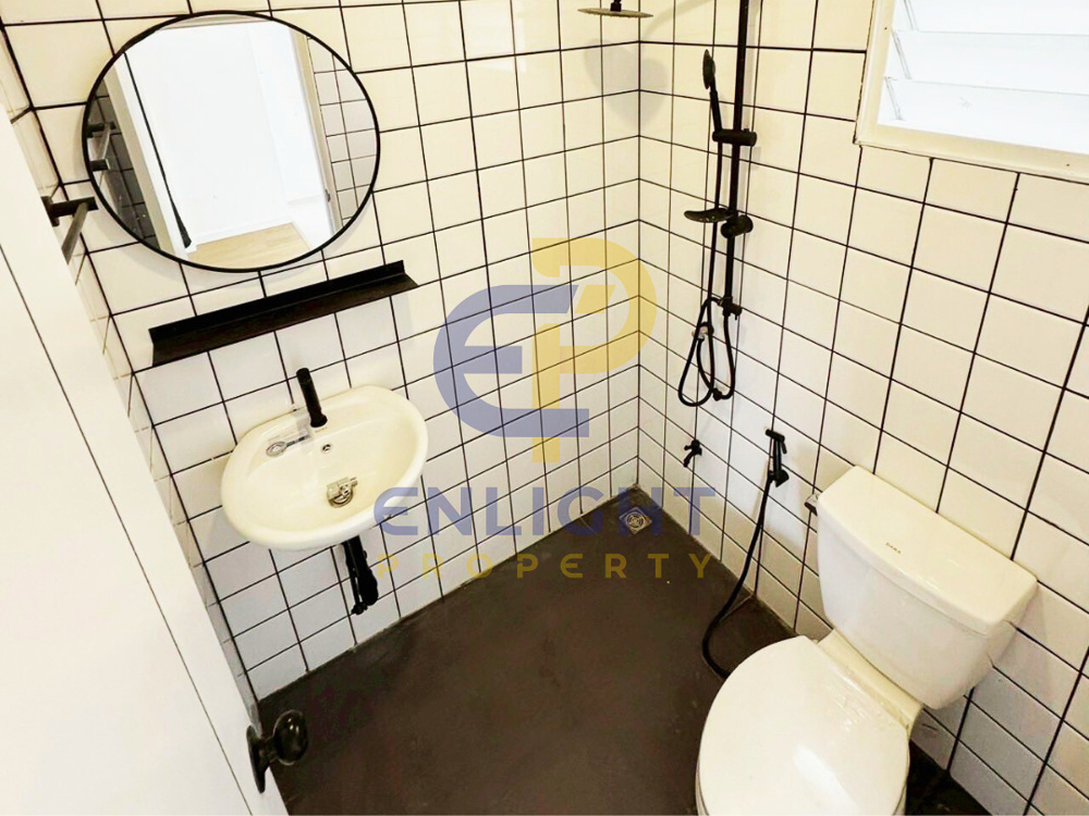 EP0317 | Charming 2-BR Family Home for Sale in Nern Plub Wan