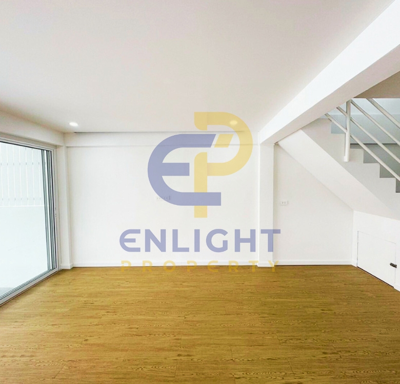 EP0317 | Charming 2-BR Family Home for Sale in Nern Plub Wan