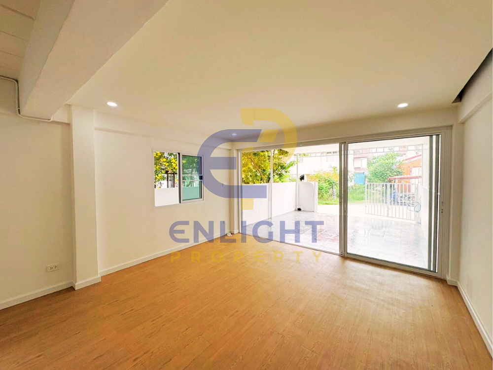 EP0317 | Charming 2-BR Family Home for Sale in Nern Plub Wan