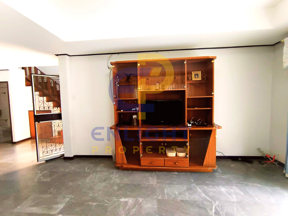 EP0314 | 4-BR Central Pattaya House for Sale with Sitting Tenant