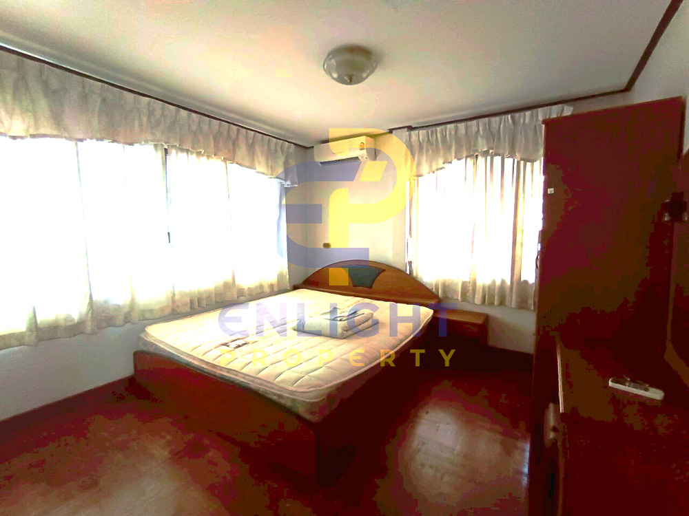 EP0314 | 4-BR Central Pattaya House for Sale with Sitting Tenant