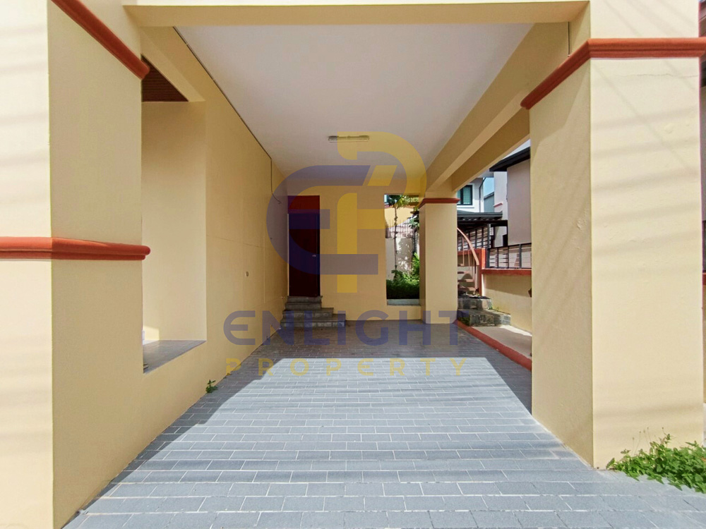 EP0314 | 4-BR Central Pattaya House for Sale with Sitting Tenant