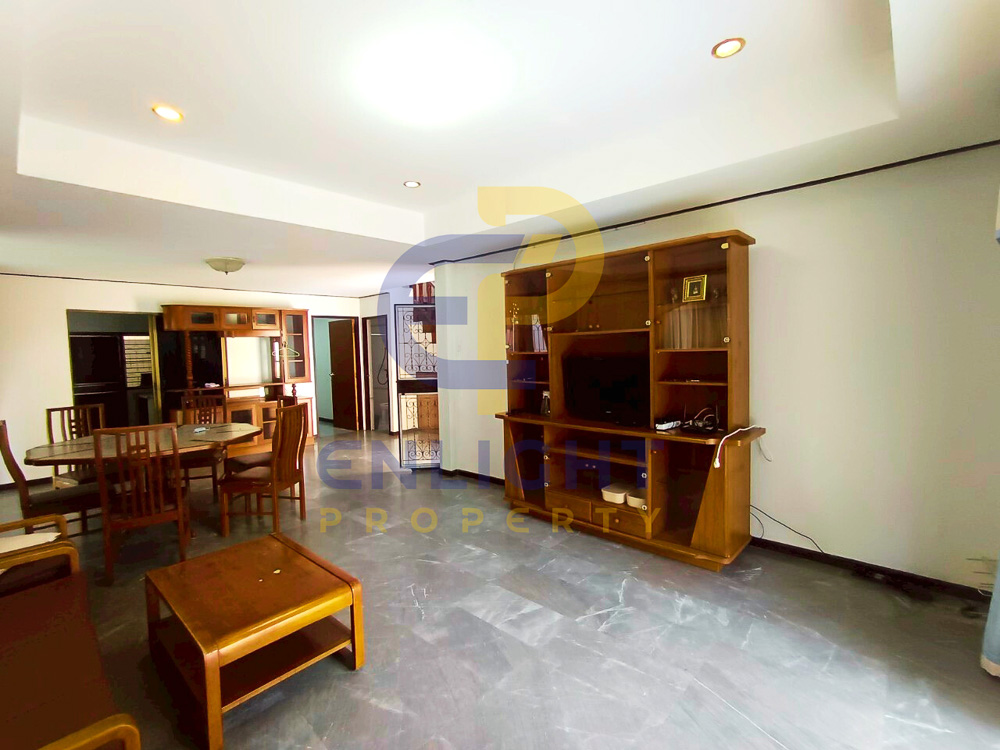 EP0314 | 4-BR Central Pattaya House for Sale with Sitting Tenant