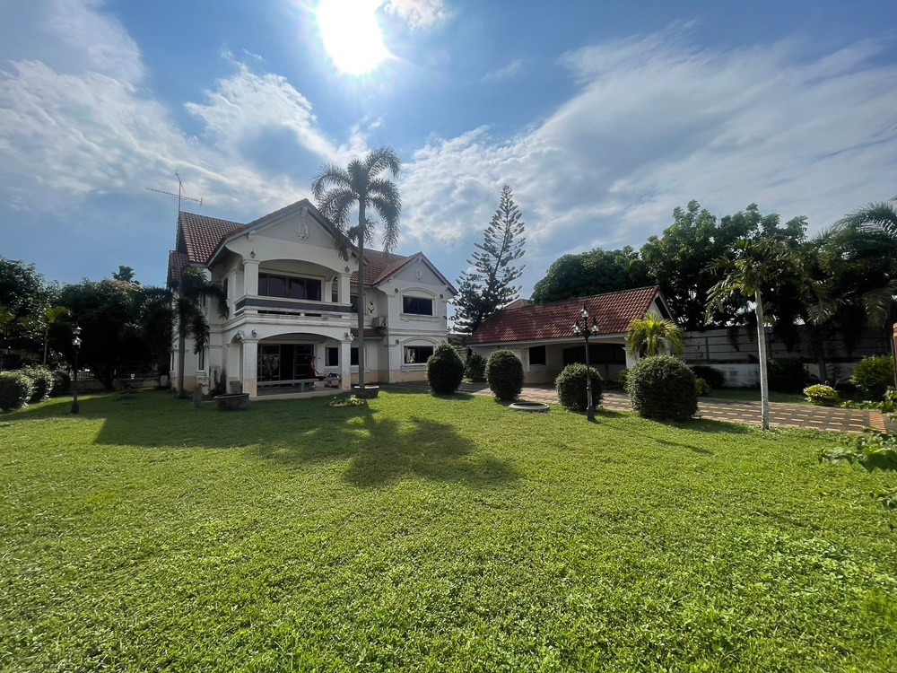 Luxury Estate for Sale at Permsap Housing-3 EP0064 | Luxury Estate for Sale at Permsap Housing, East Pattaya