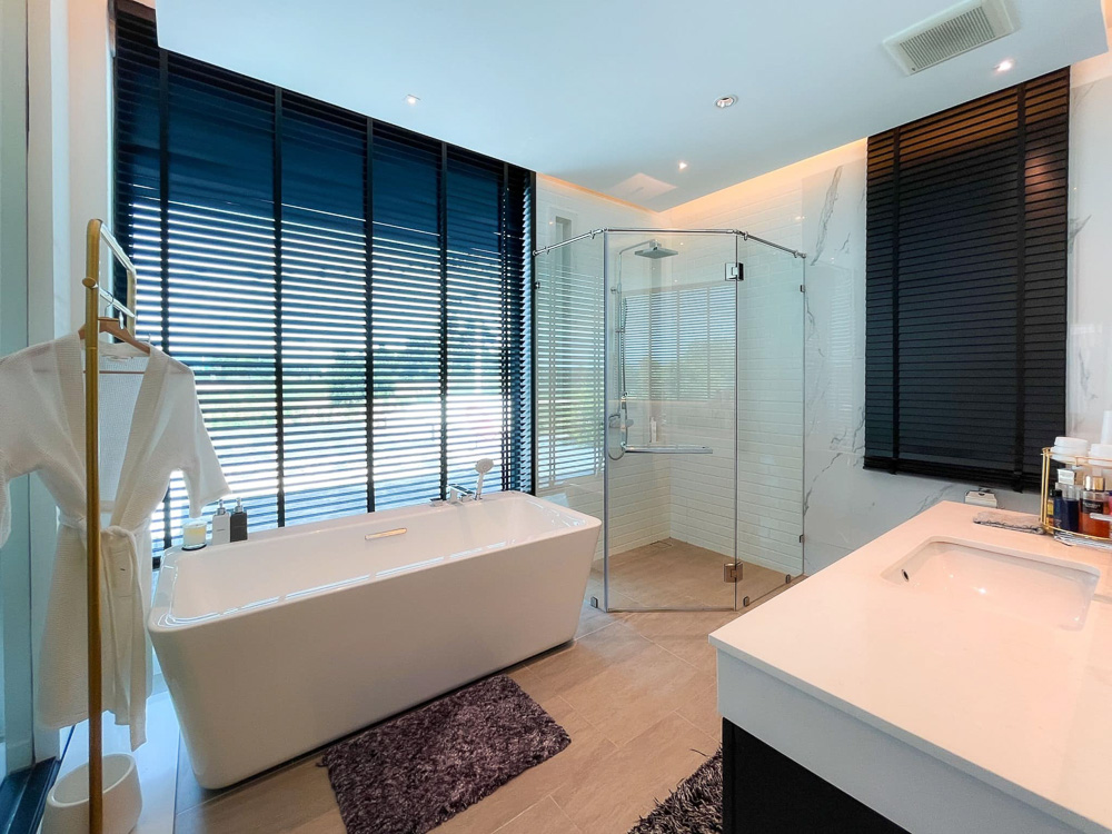 Luxury Villa for Sale in Nong Pla Lai-18 EP0057 | Modern 4-BR Luxury Villa for Sale in Nong Pla Lai