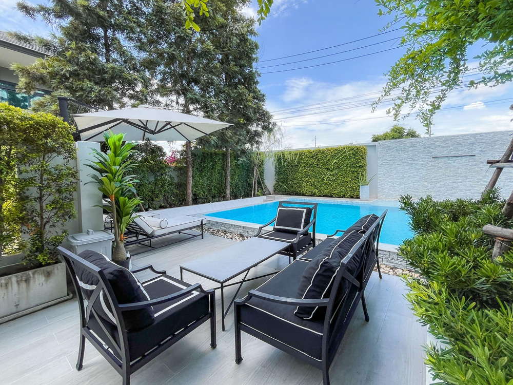 Luxury Villa for Sale in Nong Pla Lai-6 EP0057 | Modern 4-BR Luxury Villa for Sale in Nong Pla Lai