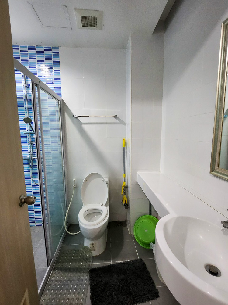 EP0085 | Charming 3rd-Floor Studio Condo for Rent