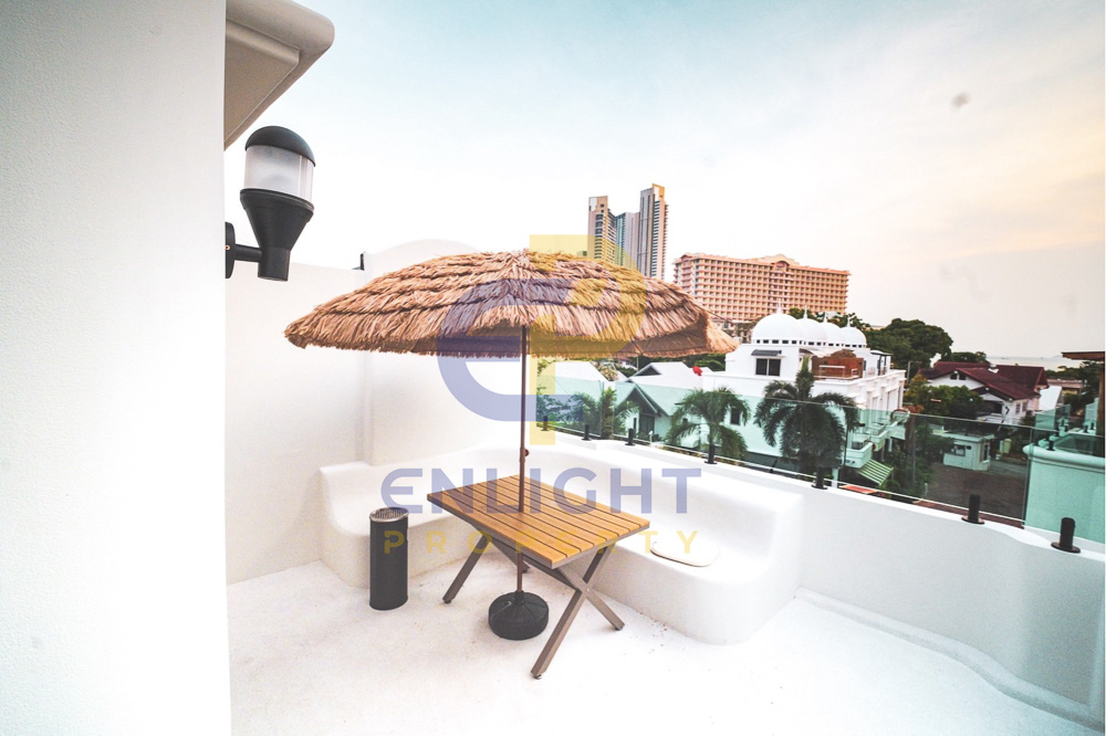 EP0318 | Home-Office Villa for Rent in Naklua Pattaya