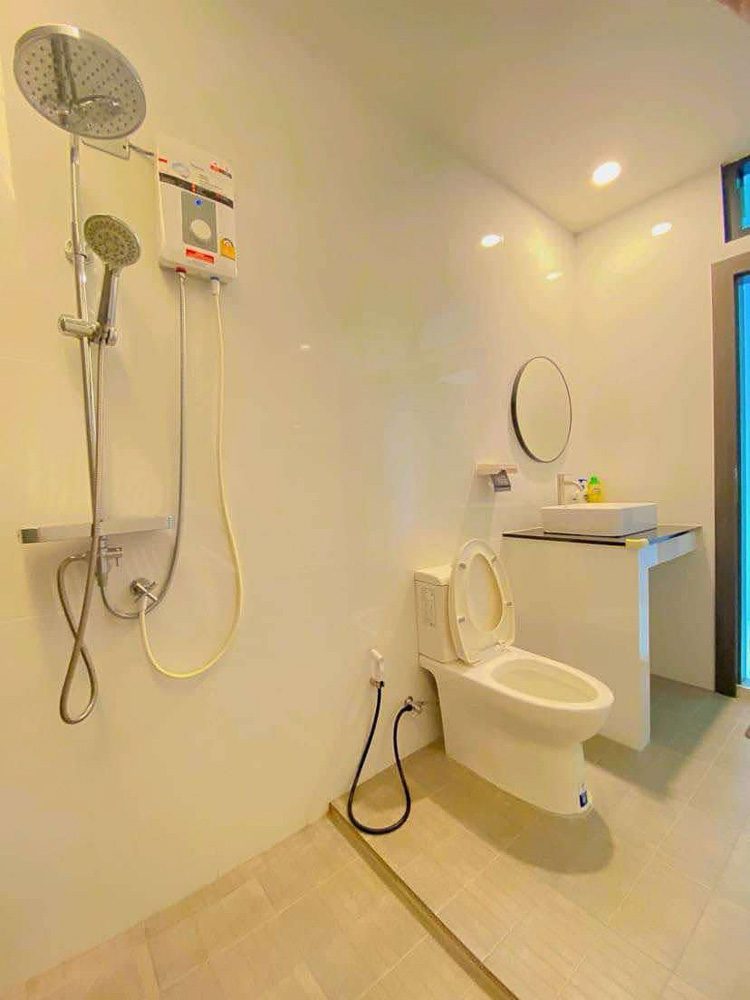 Villa for Rent in Nong Pla Lai-1 EP0071 | 3-BR Family Villa for Sale in Nong Pla Lai