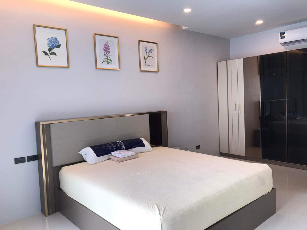 Villa for Rent in Nong Pla Lai-11 EP0071 | 3-BR Family Villa for Sale in Nong Pla Lai