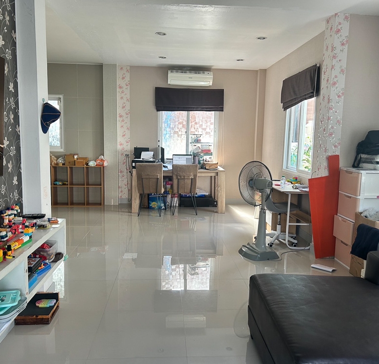 EP0107 | Family Villa for Rent in Pattaya