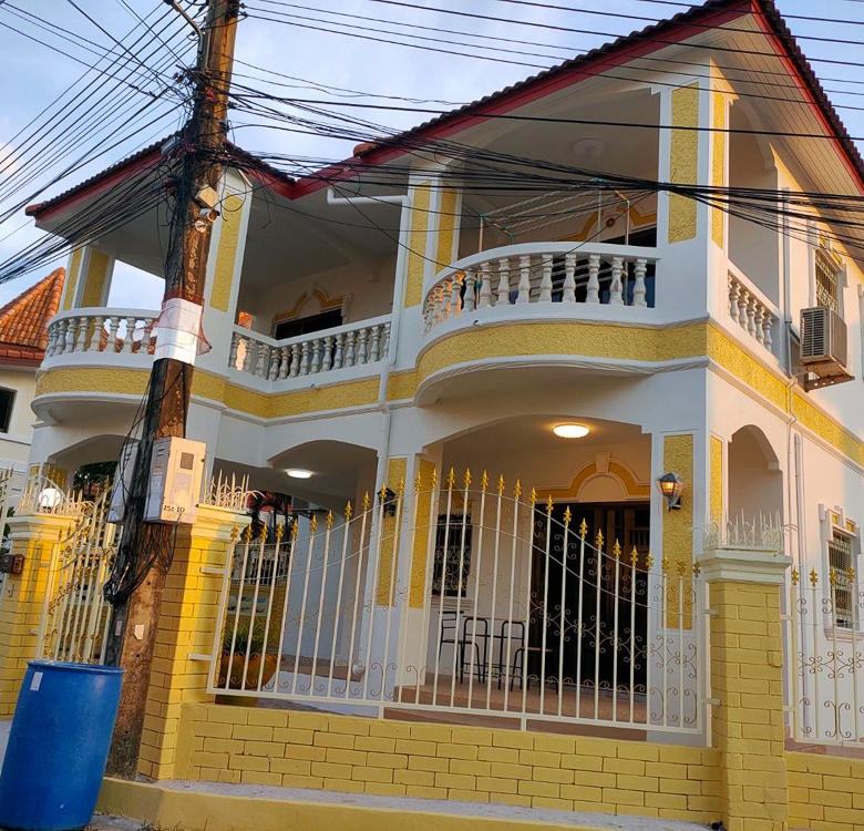 EP0073 | Prime 3-BR Detached Villa for Rent in South Pattaya