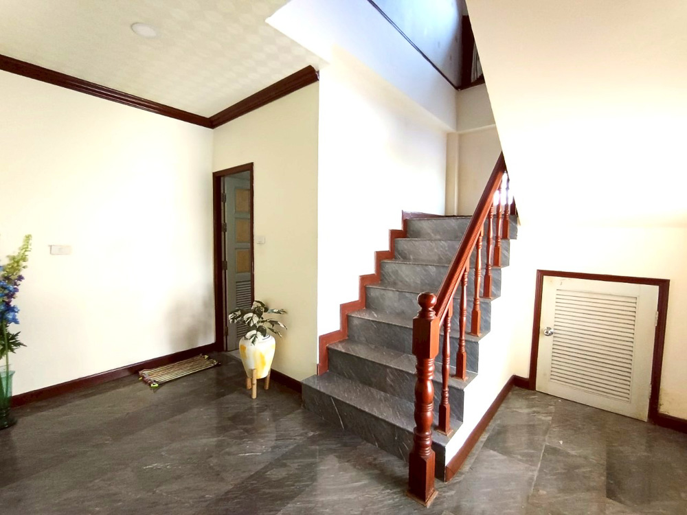 EP0203 | 4-BR Family Villa for Sale at Viewpoint Jomtien