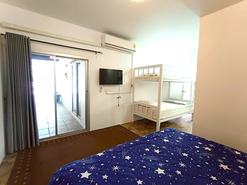 EP0201 | 6-BR Luxury Villa for Sale at Viewpoint Pattaya