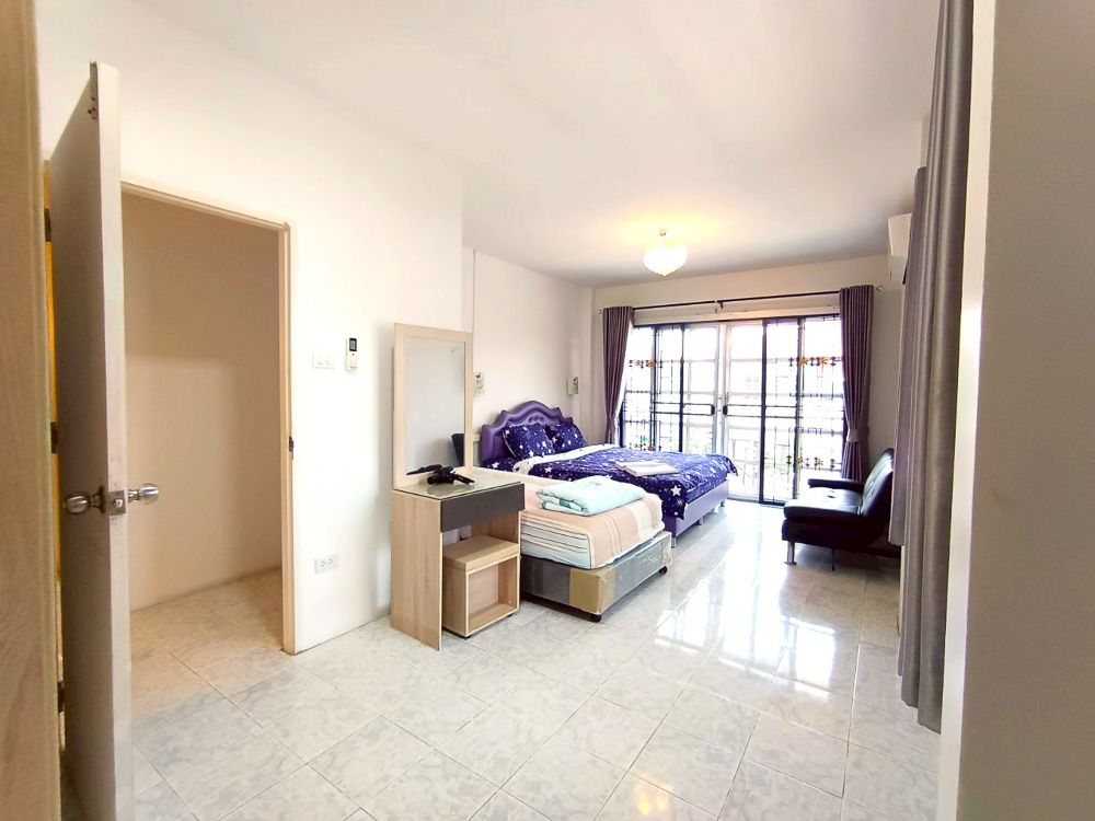 EP0201 | 6-BR Luxury Villa for Sale at Viewpoint Pattaya