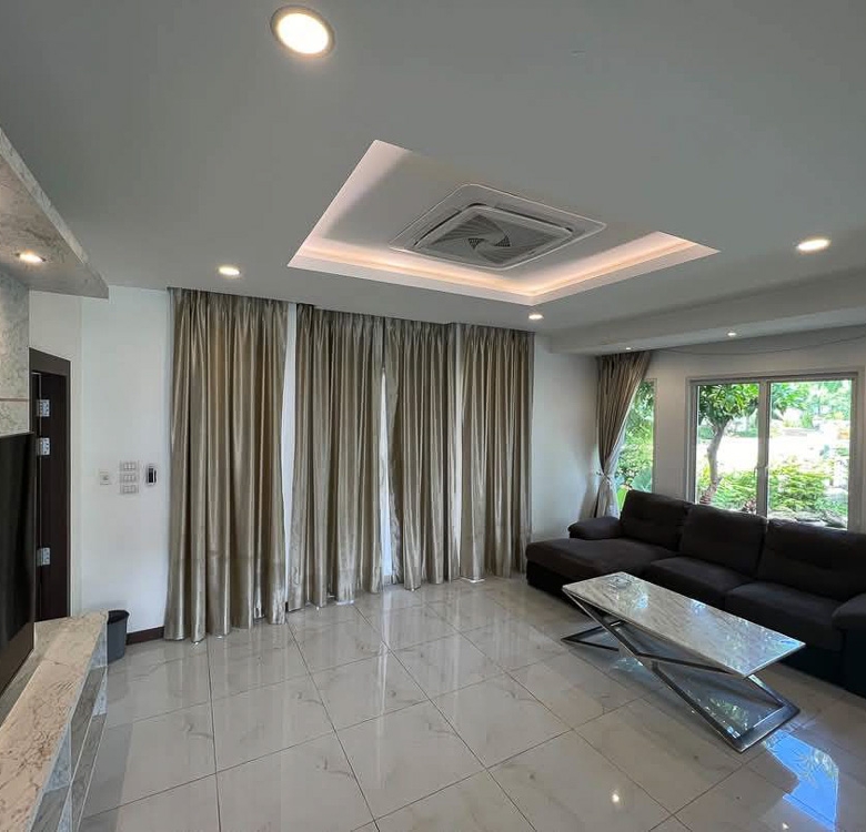 EP0137 | Villa for Sale in Jomtien, Pattaya