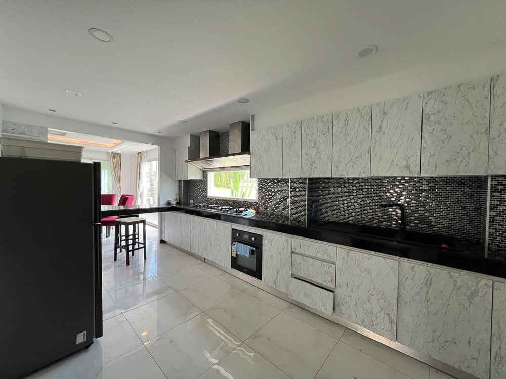 EP0137 | Villa for Sale in Jomtien, Pattaya