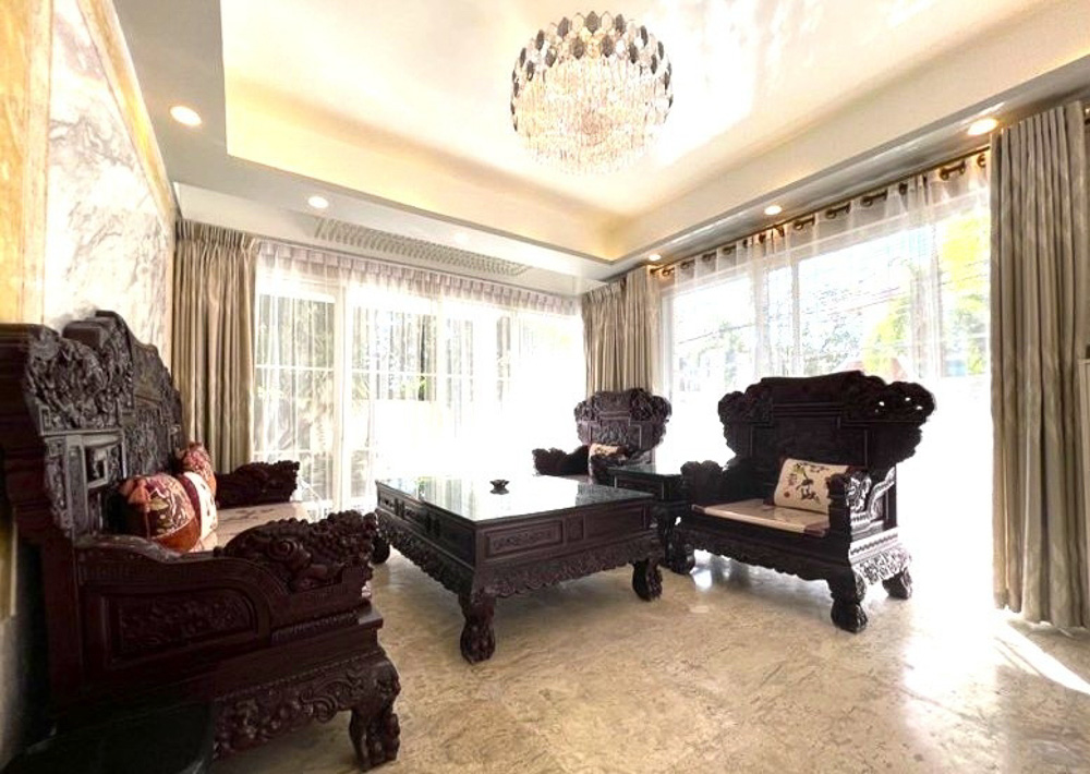 EP0117 | Villa for Sale in Park Avenue, Pattaya
