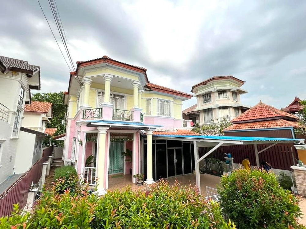 Villa for Sale in Pattaya-2 EP0118 | 3-BR Family Villa for Sale in Pattaya