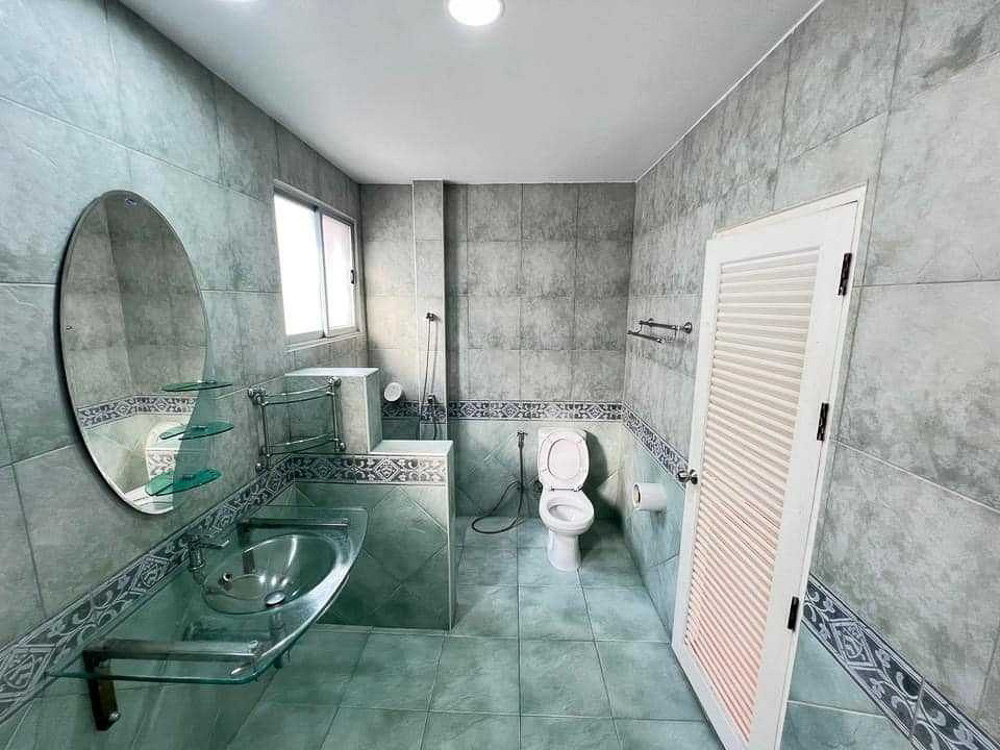 Villa for Sale in Pattaya-20 EP0118 | 3-BR Family Villa for Sale in Pattaya