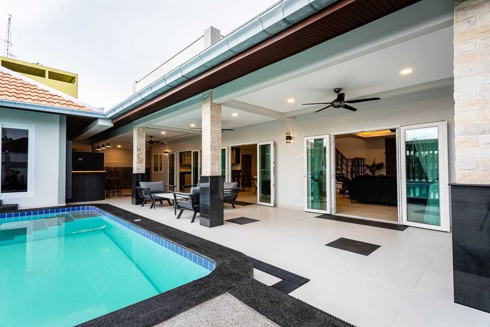 EP0098 | 4-BR Villa for Sale in Pong, East Pattaya