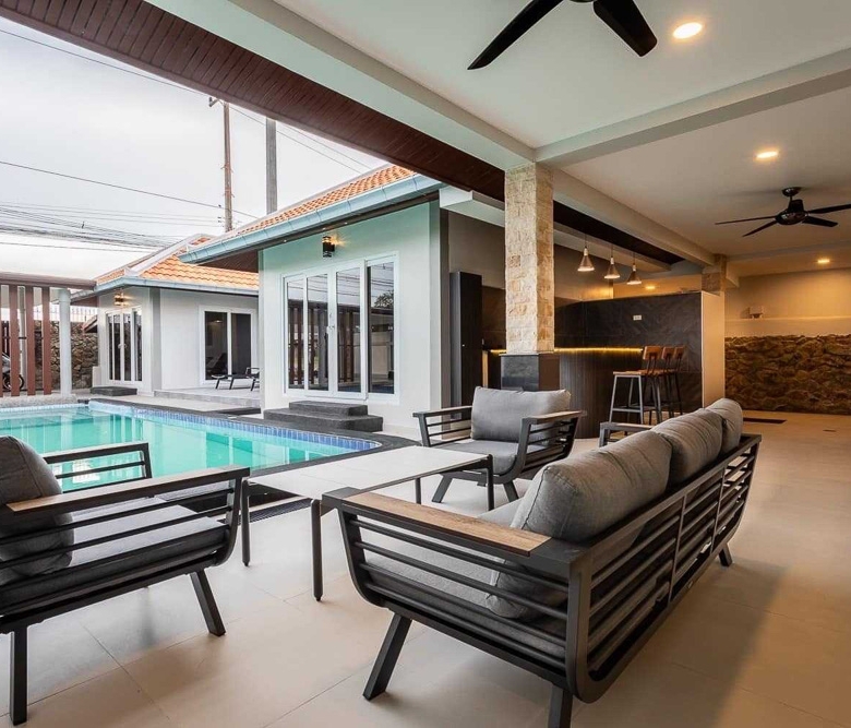 EP0098 | 4-BR Villa for Sale in Pong, East Pattaya