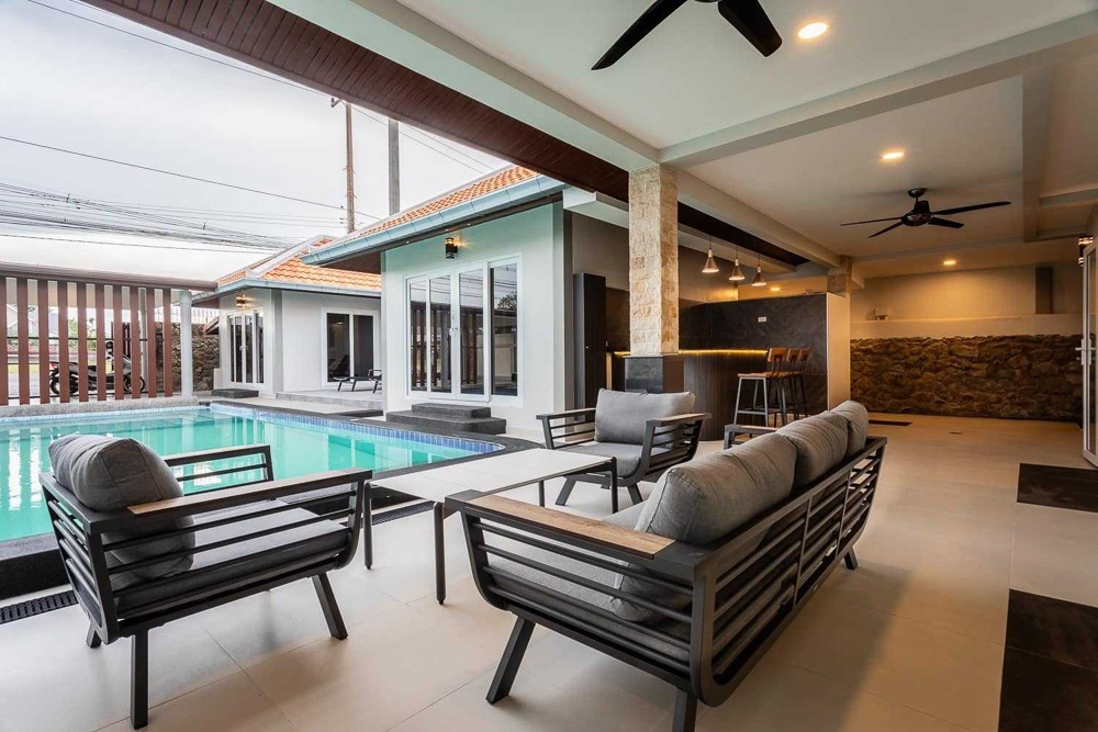 EP0098 | 4-BR Villa for Sale in Pong, East Pattaya