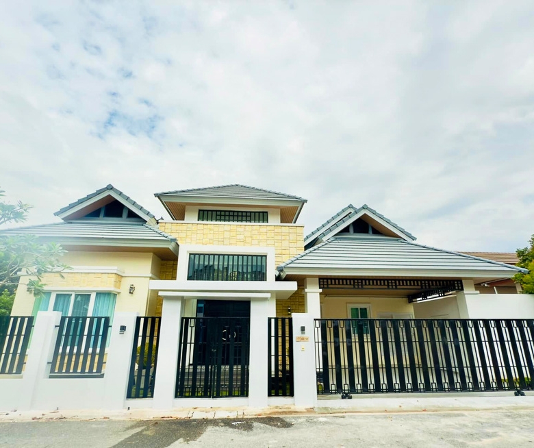 EP0114 | Villa for Sale in Pornprapanimit, East Pattaya
