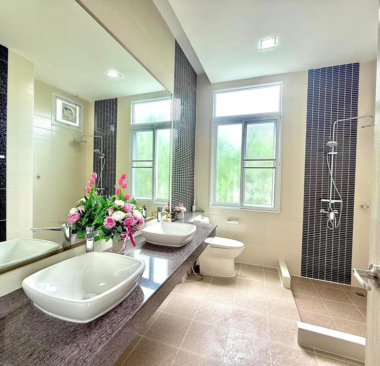 EP0114 | Villa for Sale in Pornprapanimit, East Pattaya