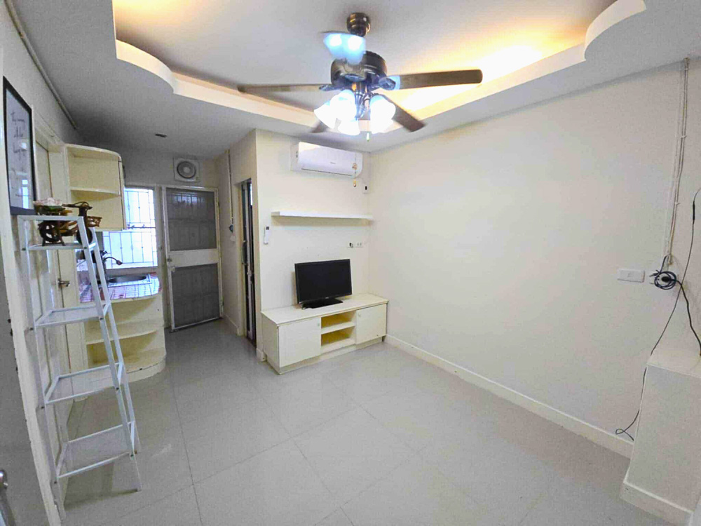 1-BR Condo for Sale in Pattaya-2 EP0144 | 3rd-Floor 1-BR Condo for Sale in Pattaya