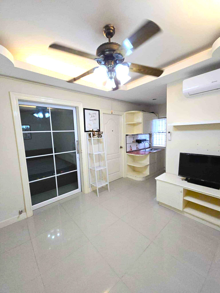 1-BR Condo for Sale in Pattaya-5 EP0144 | 3rd-Floor 1-BR Condo for Sale in Pattaya