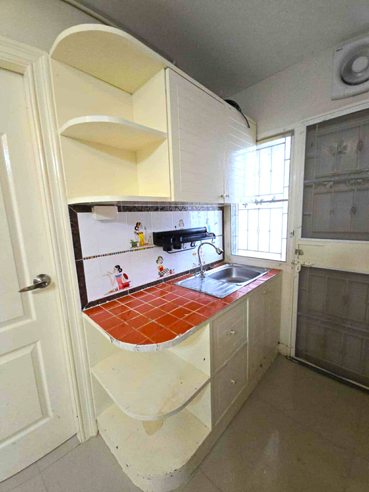1-BR Condo for Sale in Pattaya-6 EP0144 | 3rd-Floor 1-BR Condo for Sale in Pattaya