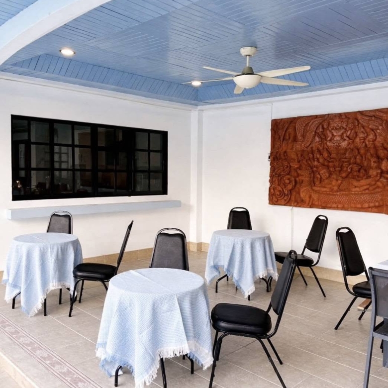 EP0884 | Spacious pool villa located at Soi Bonkot