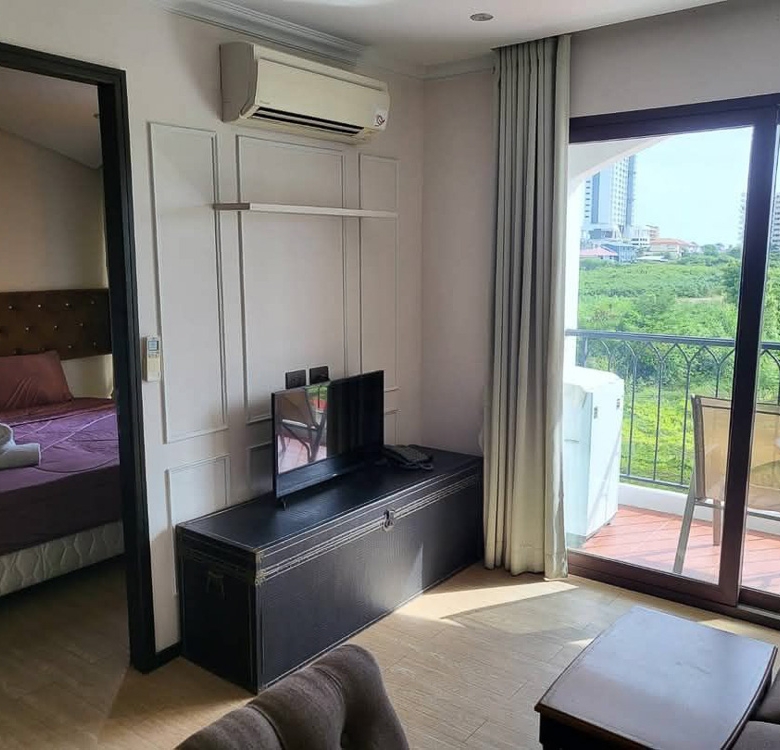 EP0155 | 1-BR Condo for Rent at Venetian Signature