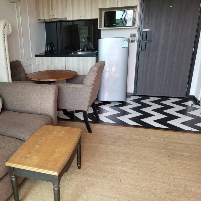 EP0155 | 1-BR Condo for Rent at Venetian Signature