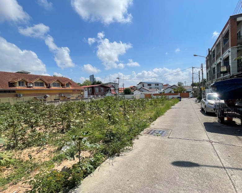 EP0165 | Land Plot for Sale in Thappraya, Pattaya
