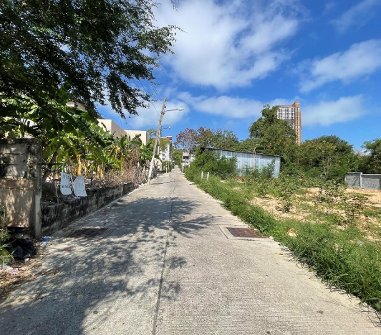 EP0165 | Land Plot for Sale in Thappraya, Pattaya