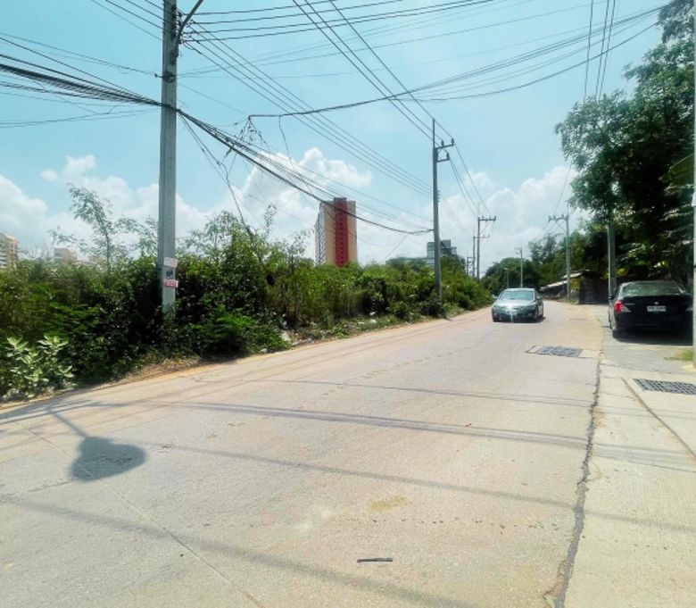 EP0198 | Land Plot for Sale in Thepprasit, Pattaya