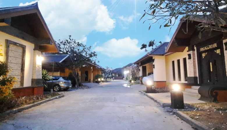 EP0157 | 4-BR Private Pool Villa for Rent in Pattaya