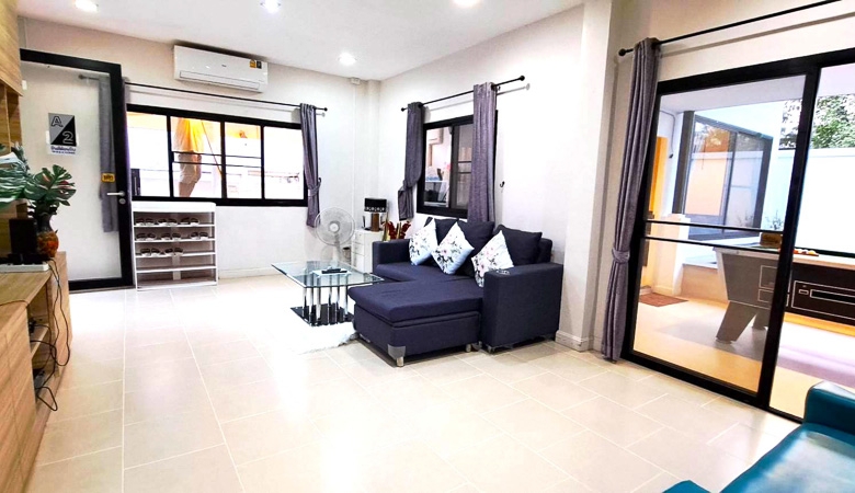 EP0157 | 4-BR Private Pool Villa for Rent in Pattaya