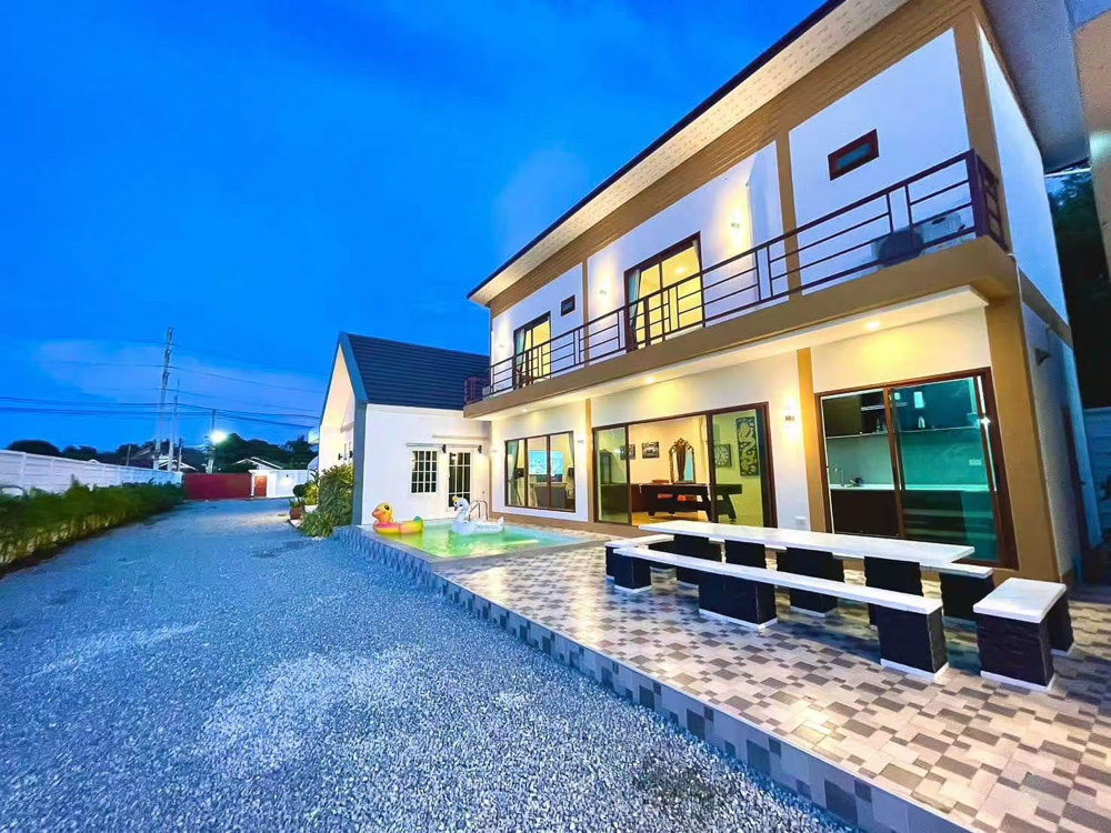 EP0176 | 6-BR Villa for Sale in Huay Yai, Pattaya