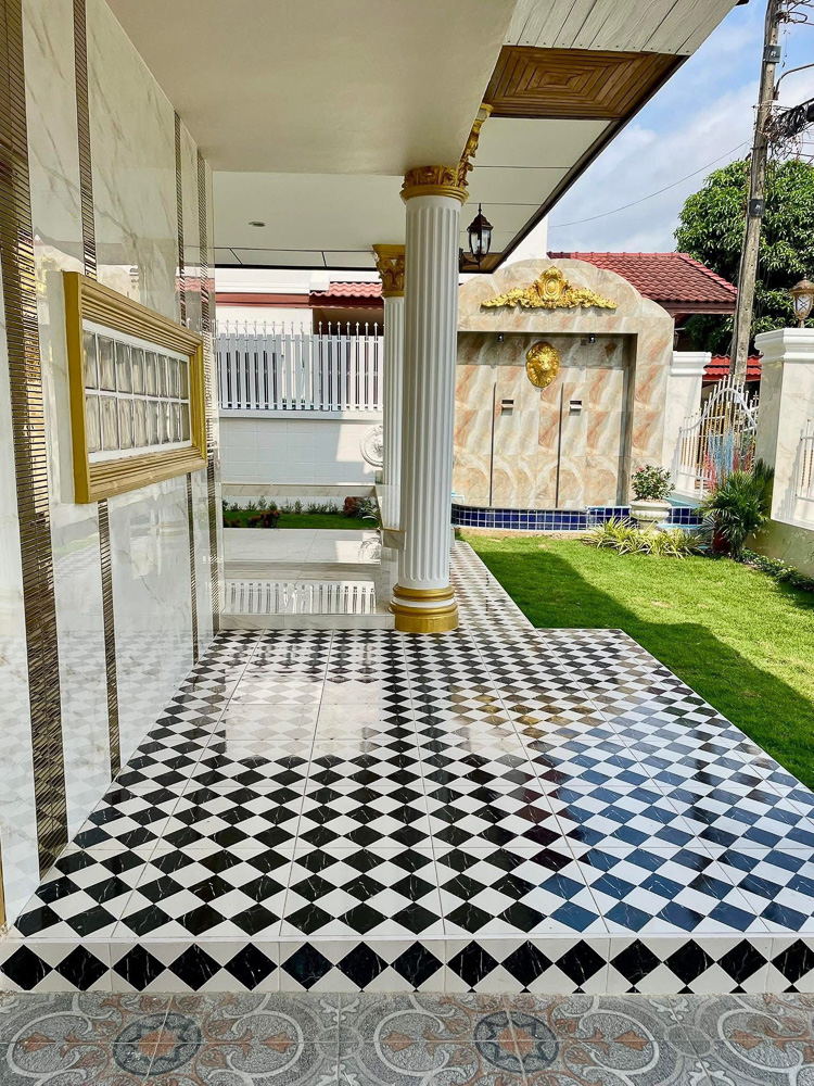 EP0194 | Villa for Sale Near Pattaya Railway Bypass