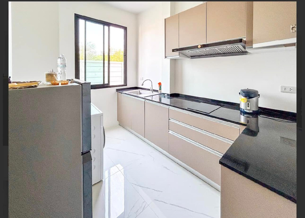 EP0200 | 4-BR Family Villa for Sale in Huay Yai, Pattaya