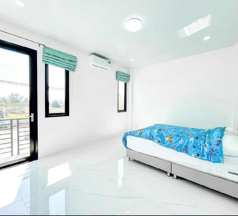 EP0200 | 4-BR Family Villa for Sale in Huay Yai, Pattaya