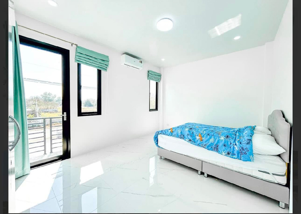 EP0200 | 4-BR Family Villa for Sale in Huay Yai, Pattaya
