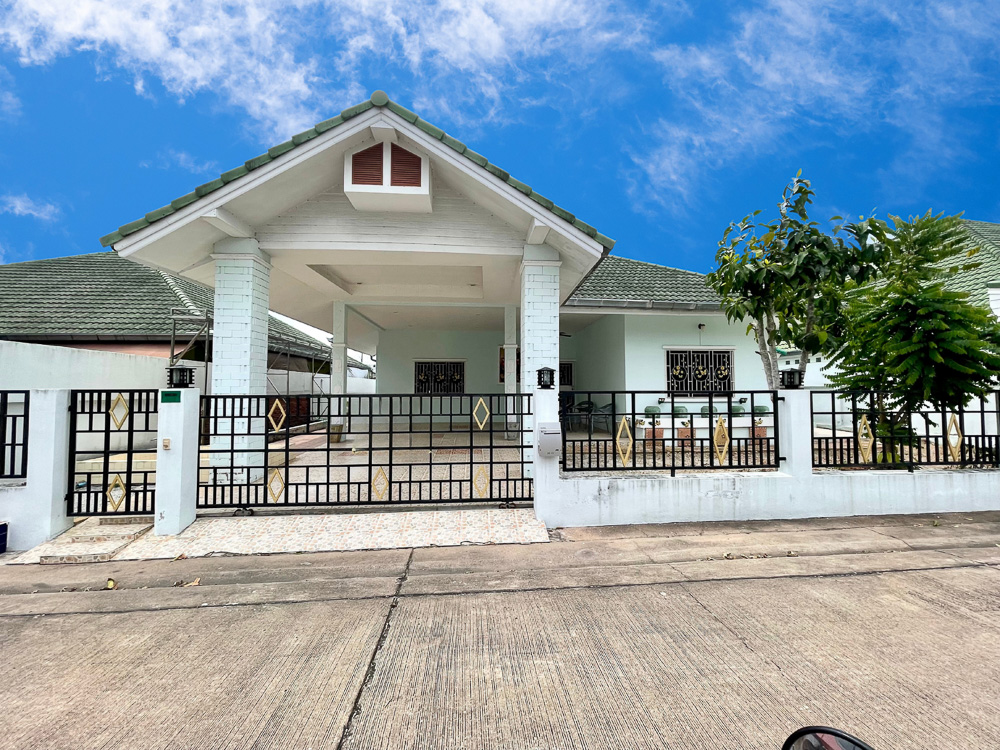 Villa for Sale in Nong Pla Lai, Pattaya-1 EP0145 | Villa for Sale in Nong Pla Lai, Pattaya