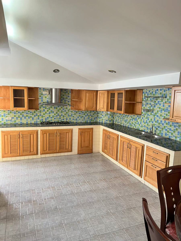 Villa for Sale in Nong Pla Lai, Pattaya-15 EP0145 | Villa for Sale in Nong Pla Lai, Pattaya