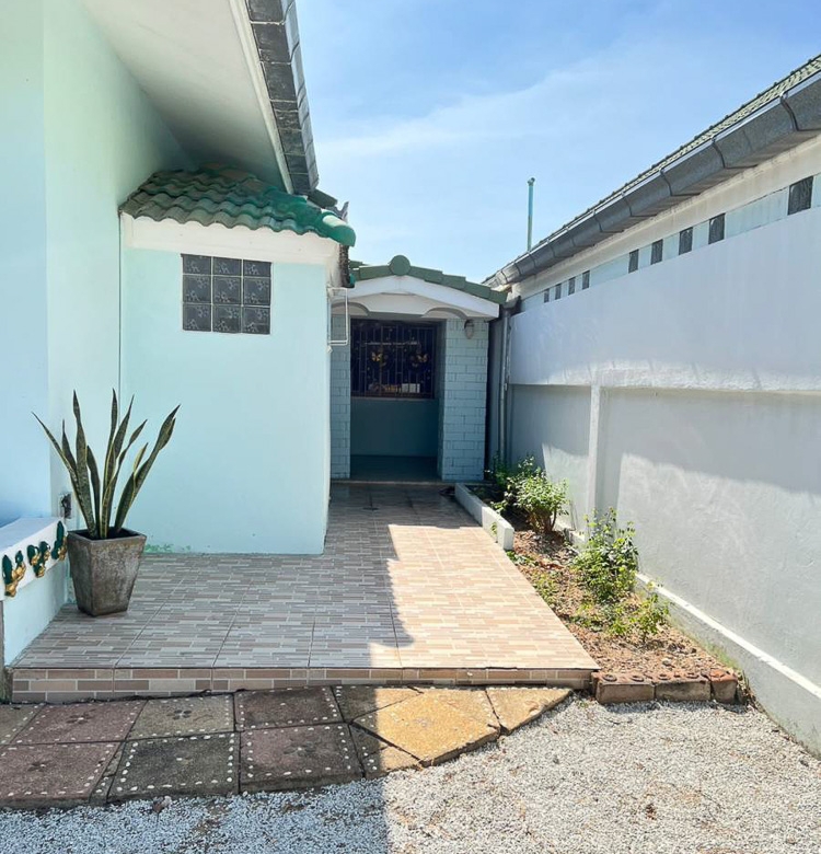 EP0145 | Villa for Sale in Nong Pla Lai, Pattaya